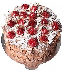 Katıksız 6–9 Kişilik Çikolatalı Frambuazlı Yaş Pasta pasta